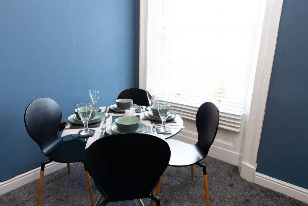 Lavish 2Bed Apartment In The Heart Of Birkenhead Exterior foto
