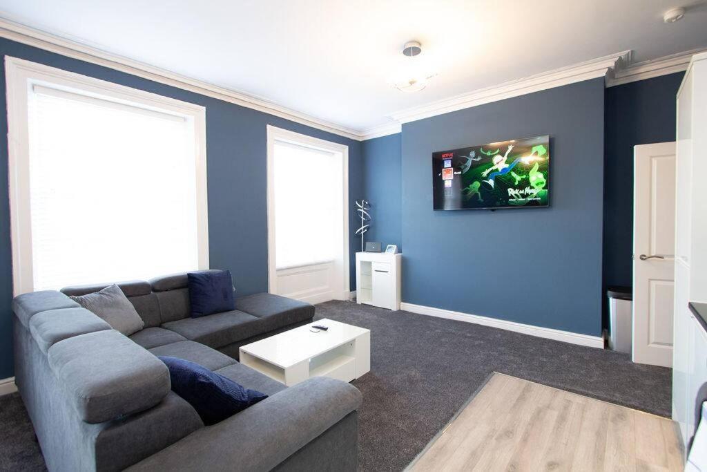 Lavish 2Bed Apartment In The Heart Of Birkenhead Exterior foto